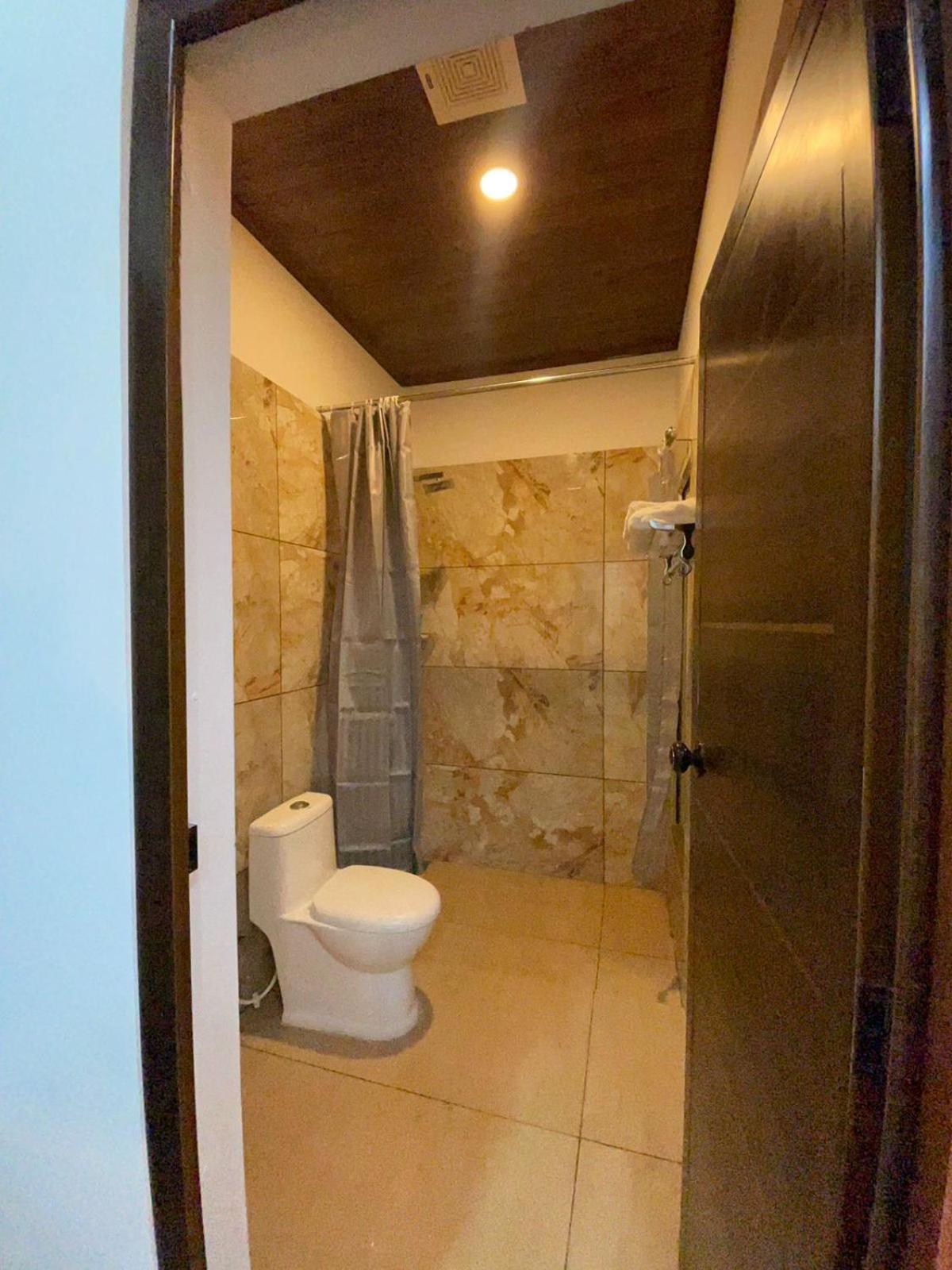 Idukki Dam View Resort Ngoại thất bức ảnh