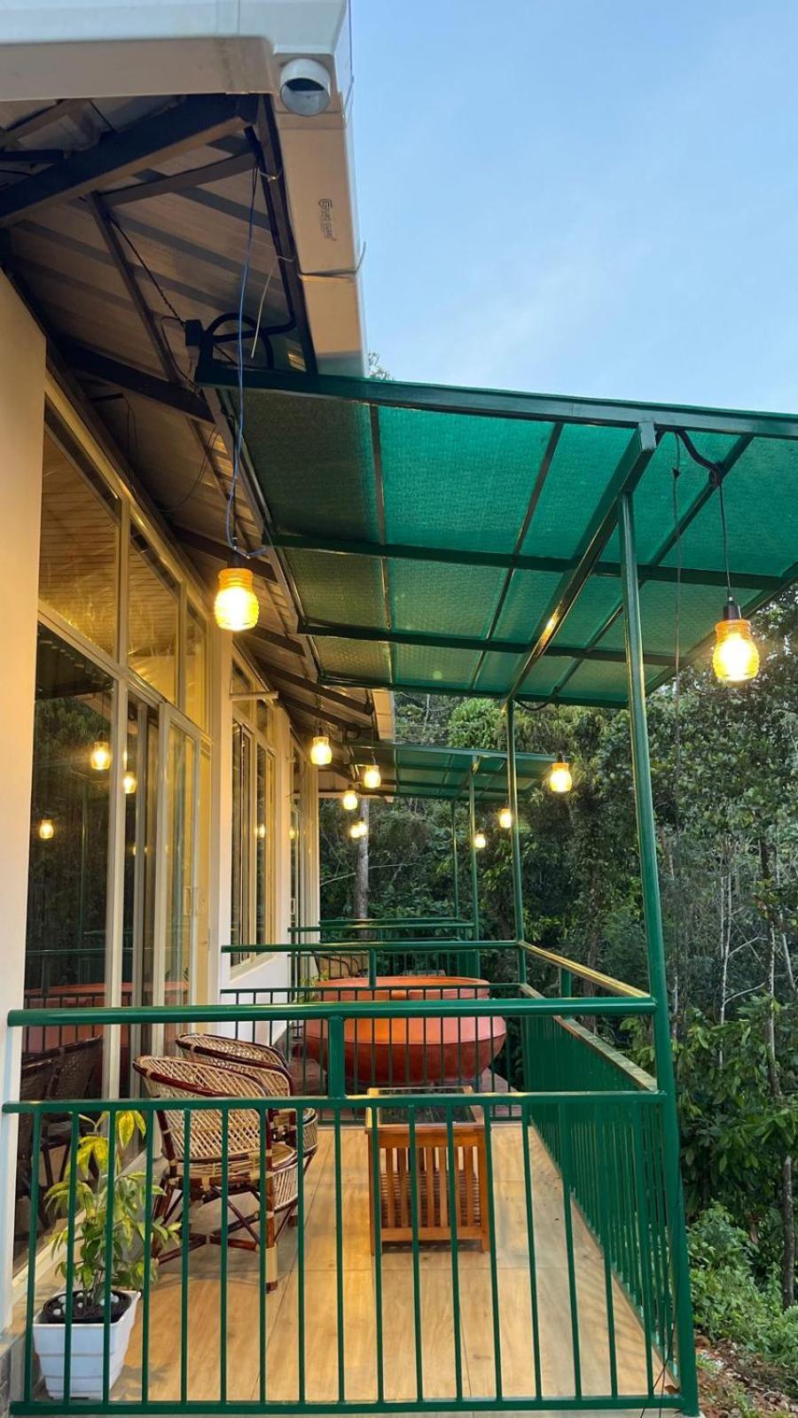 Idukki Dam View Resort Ngoại thất bức ảnh