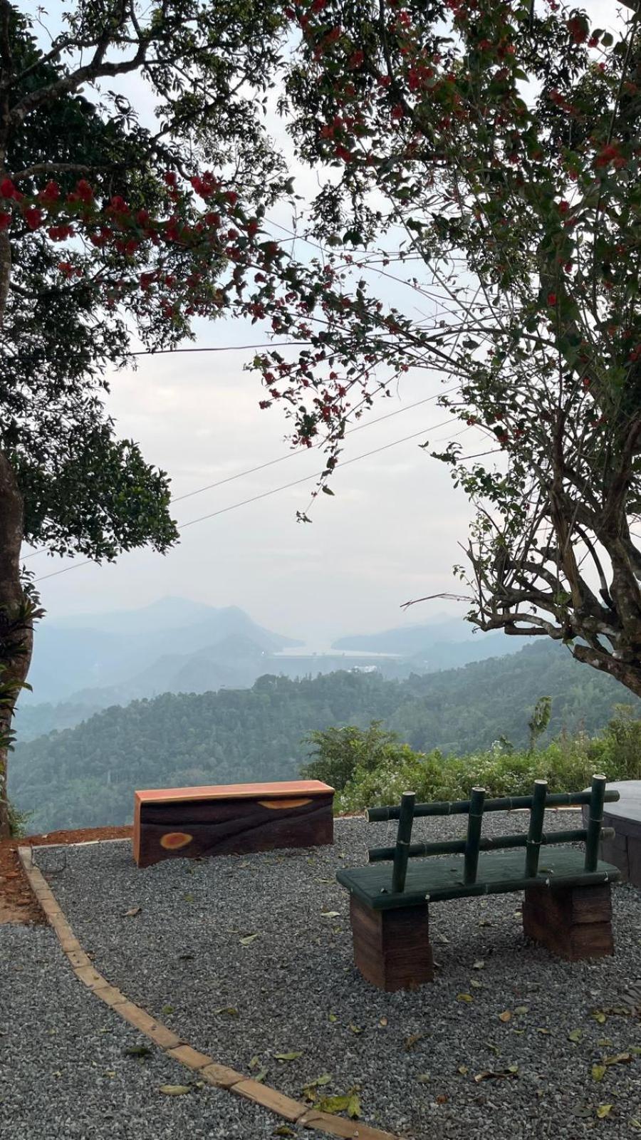 Idukki Dam View Resort Ngoại thất bức ảnh
